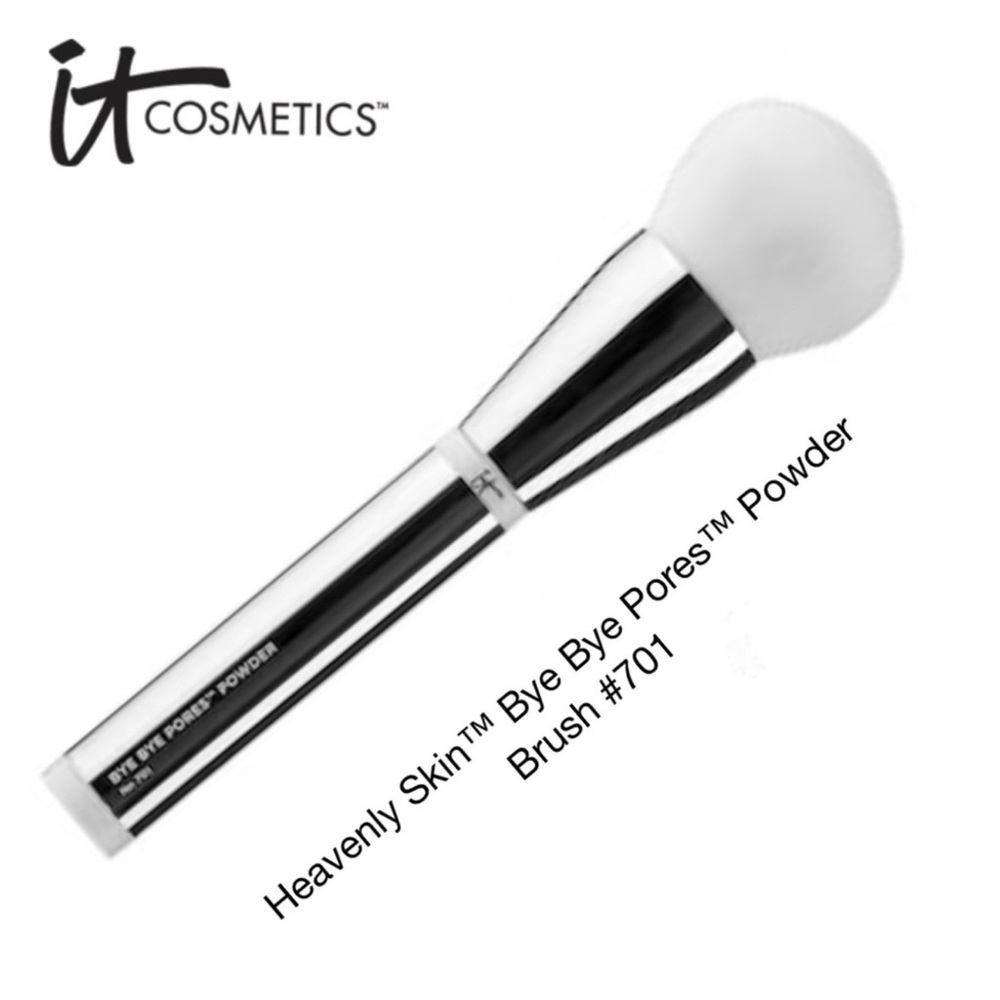It Cosmetics Heavenly Skin Bye Bye Pores Brush #701